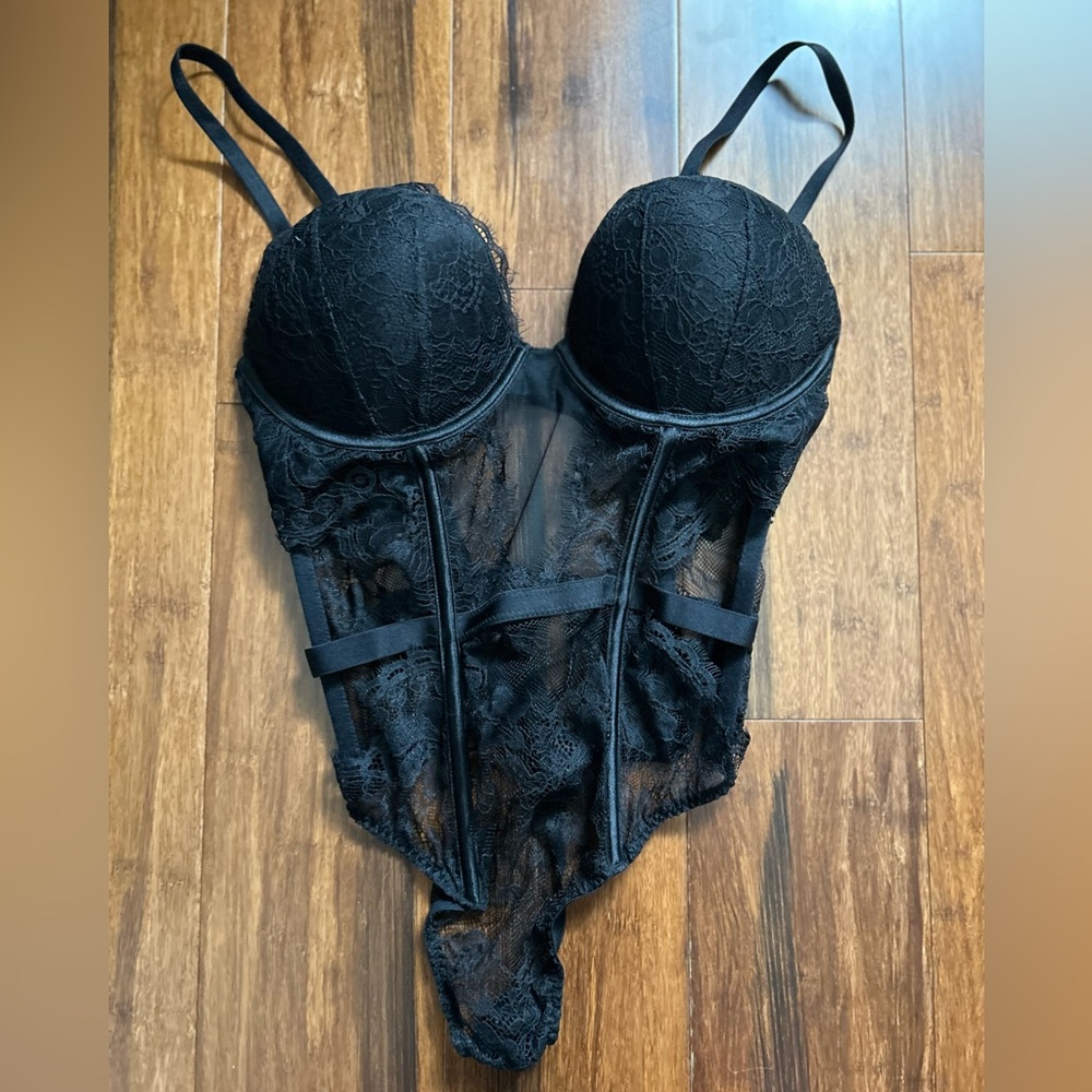 Medium Victoria Secret Lace Bodysuit